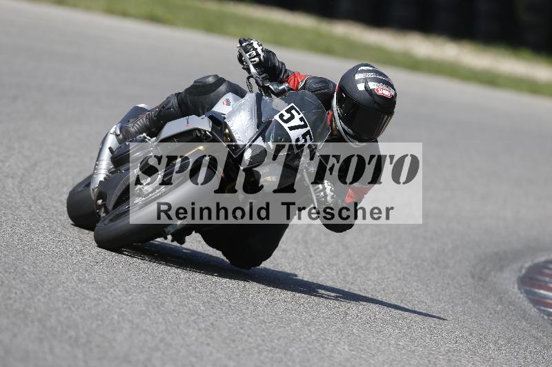 /45 10.08.2025 Plüss Moto Sport ADR/Einsteiger/575